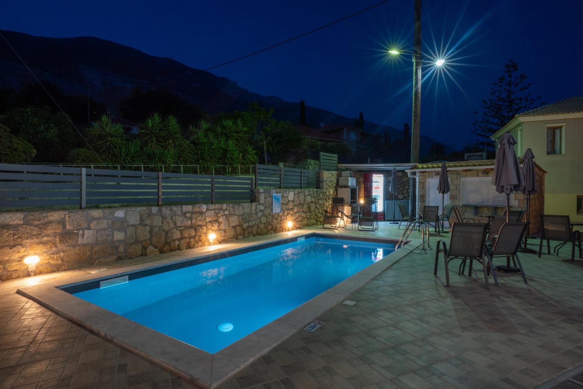 Aparthotel Sirines Vlachata Exterior foto